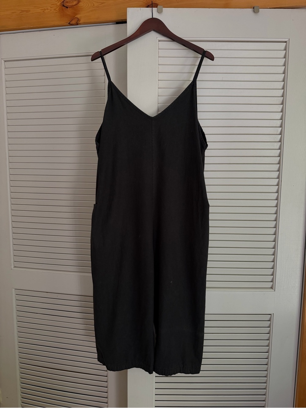 Linen Cotton Black V-Neck Wide-Leg Jumpsuit